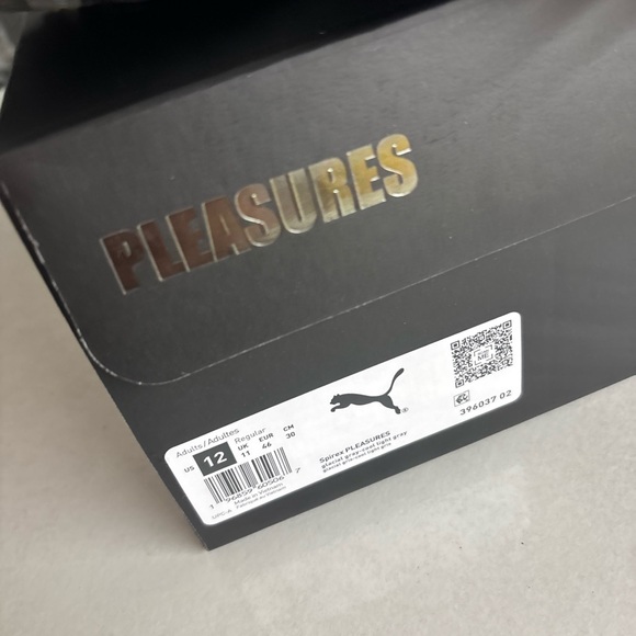 Puma Light Gray Sneakers with Yellow Accent - PUMA SPIREX X PLEASURES - Picture 12 of 12